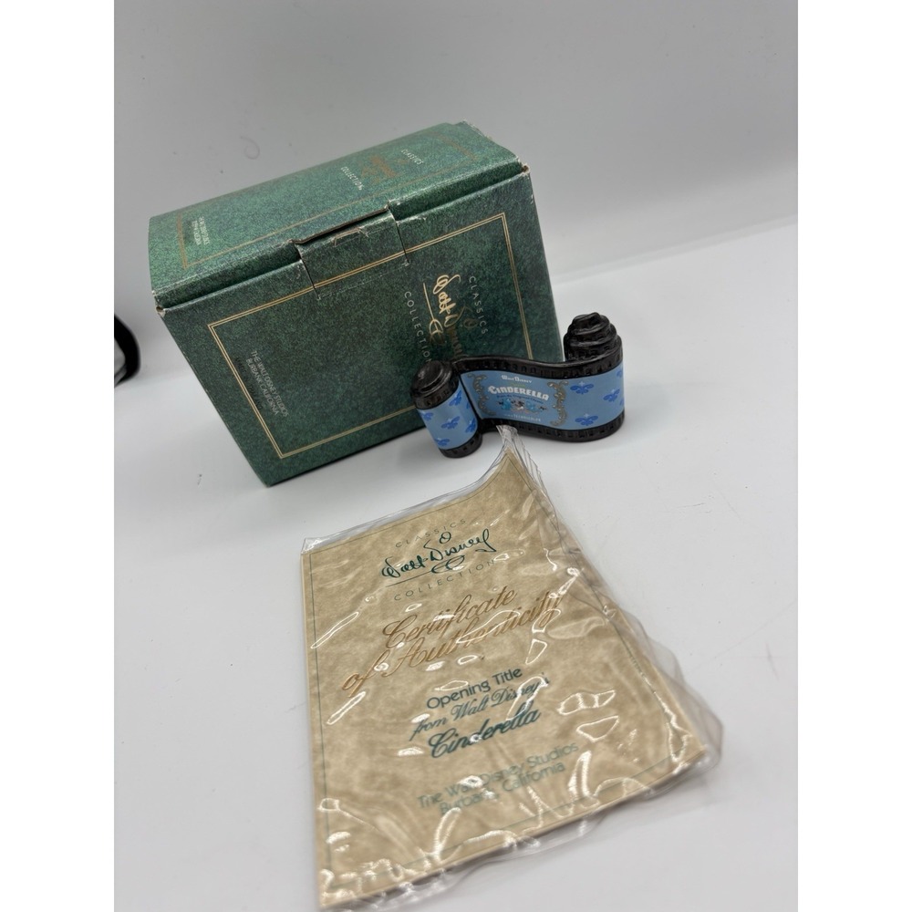 WDCC‎ Cinderella, Opening Title, 1994, MIB in Box with COA